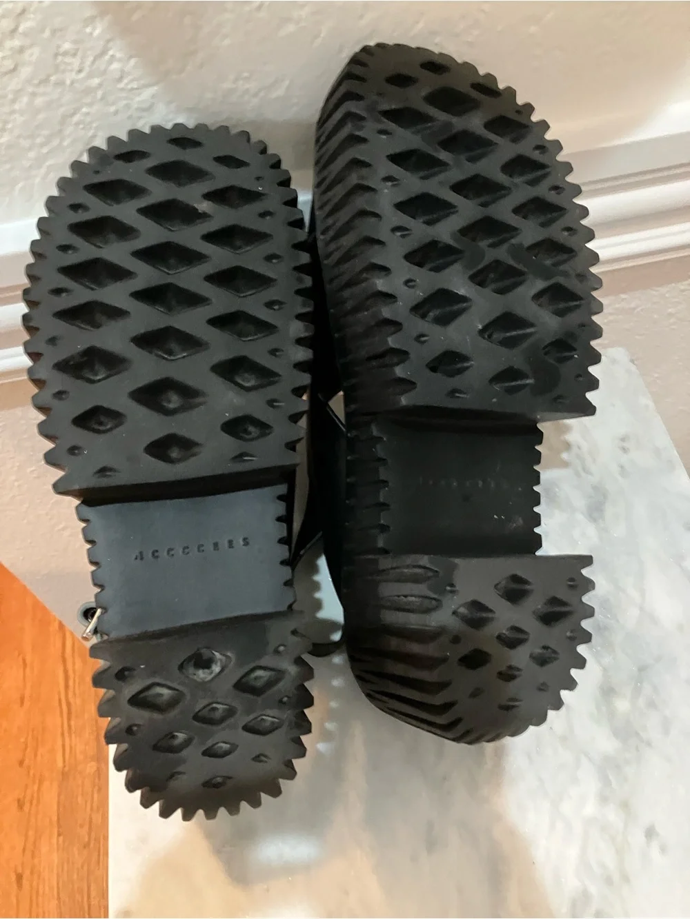 4CCCCEES PILO JUNO SZ 41